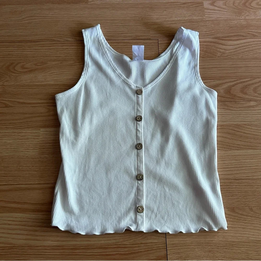 No Boundaries White Ribbed Buttoned Sleeveless Top Large